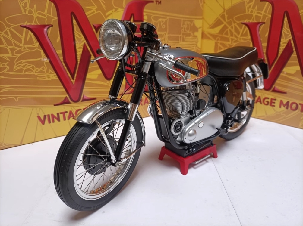 1/18 京商 トヨタ GRスープラ ストリートファイター 2023