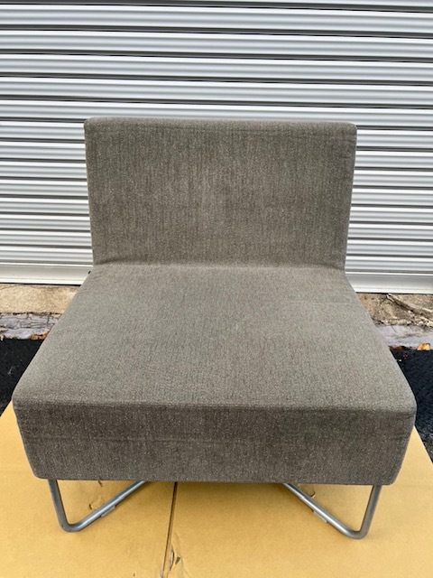 8750円 (JT2412) SWEDESE ラウンジソファ Size 720x650x650 中古 8750円 (JT2412) SWEDESE ラウンジソファ Size 720x650x650 中古