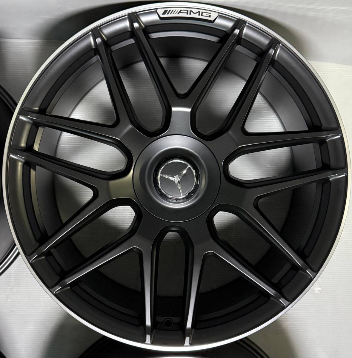 メルセデスベンツ Sクラス AMG S63 W222 20インチ 4本セット メルセデスベンツ Sクラス AMG S63 W222 20インチ 4本セット