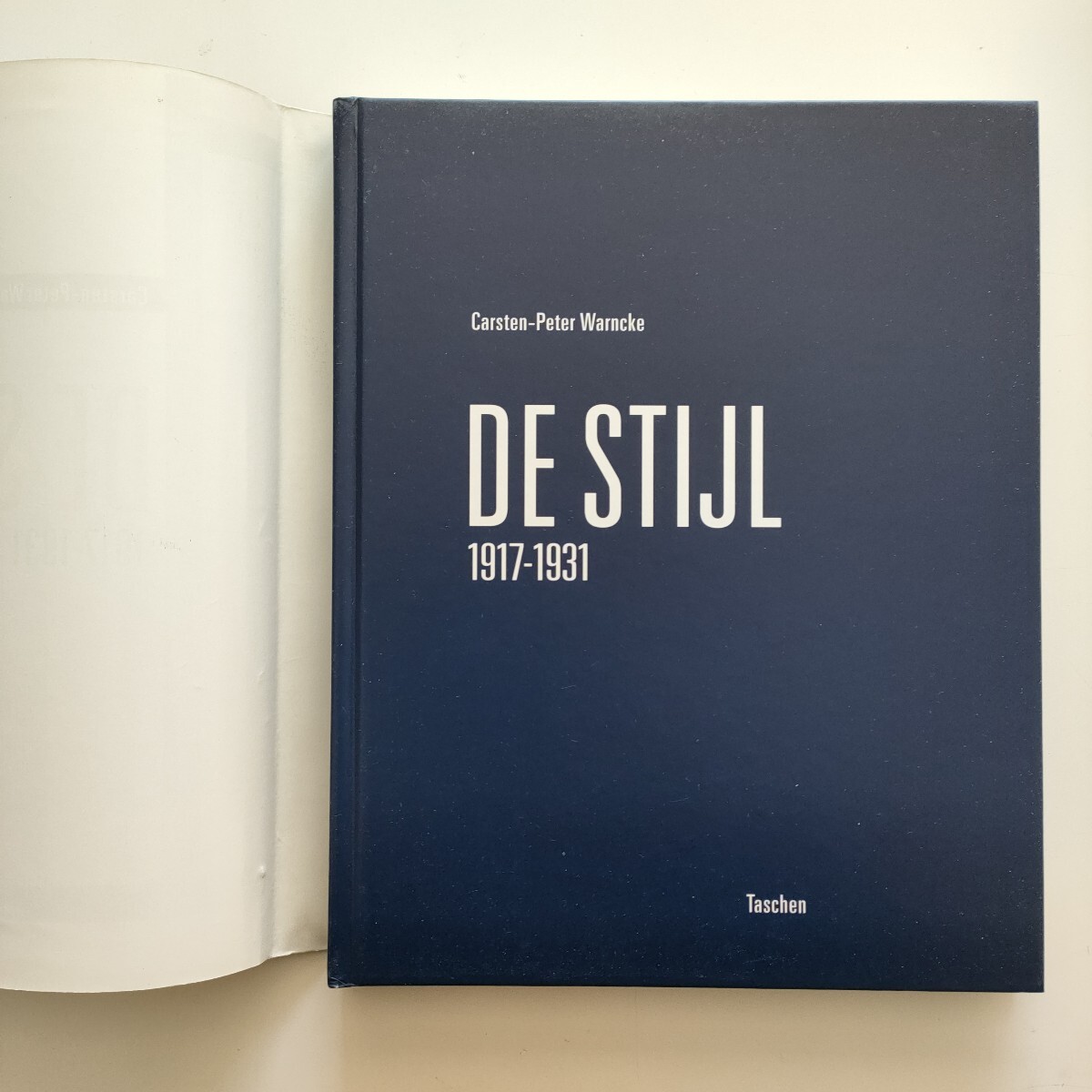 注目ブランド Taschen 1917-1931 STIJL DE 本 オランダ デ・ステイル 建築工学