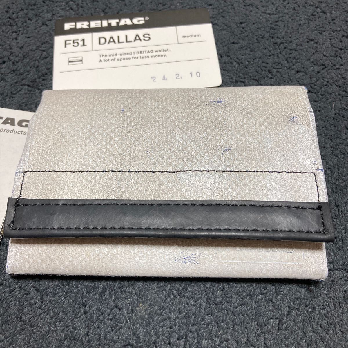 【極美品】FREITAG フライターグ F51 DALLAS コインケース カードケース ミニウォレット ホワイト 