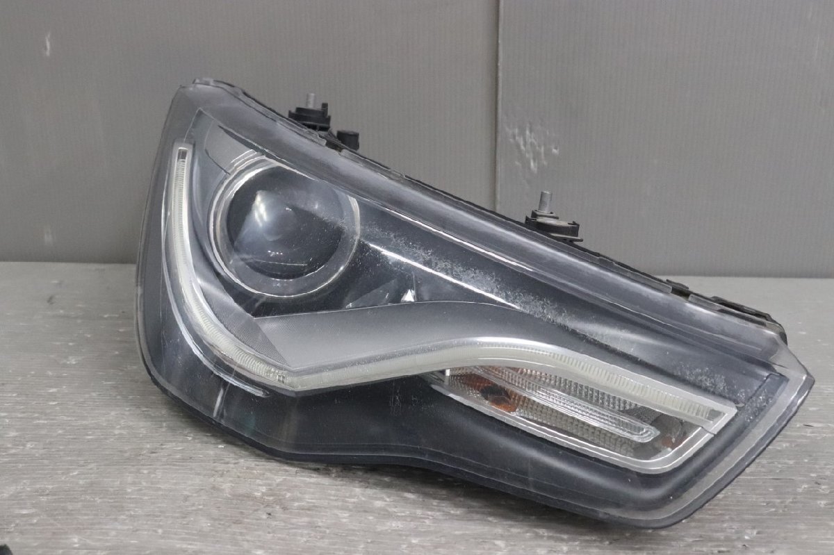 アウディ A1 右H (8XCAX 8X) 純正 破損無 動作保証 右 ヘッドライト HID バラスト レベ付 キセノン 8X0 941 004 H ヘッドランプ p051111