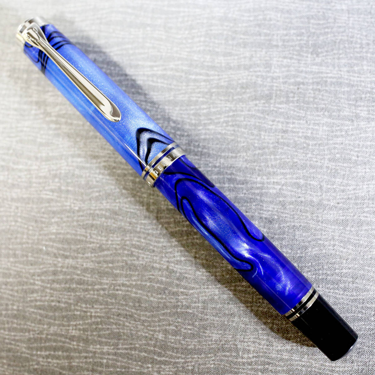 【限定品】ペリカン 万年筆 M805 スーベレーン ブルーデューン