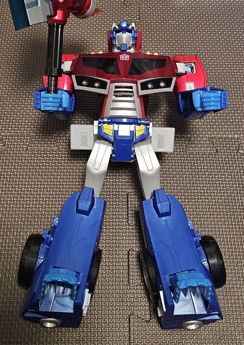 タカラトミー製 トランスフォーマー アニメイテッド TA41 オプティマスプライム ライト&サウンド