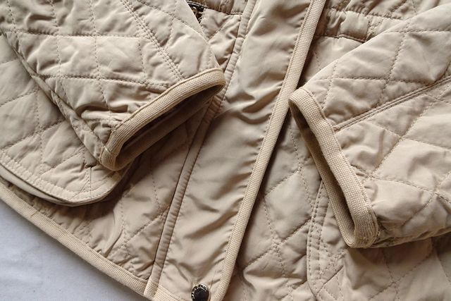 ZARA BASIC/ザラ/ジャケット/ジャンパー/アウター/キルティングステッチ/前ジップアップ/フラップポケット/ベージュ/EURサイズM(12/4R6)_画像6