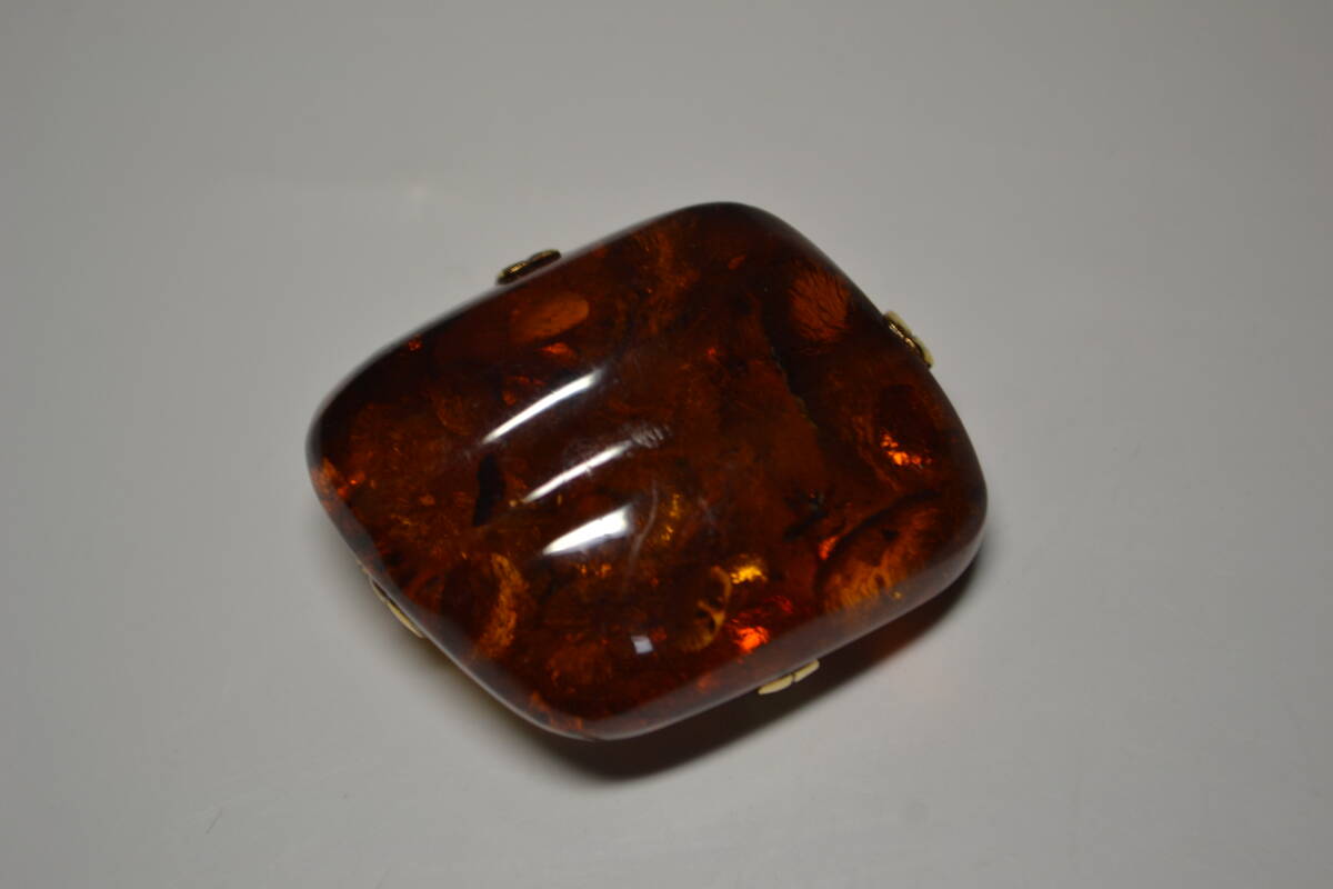 琥珀　ブローチ　sliver 　クセサリー　重量１７g