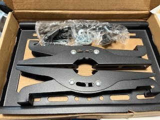 テレビ壁掛け金具　LL0120