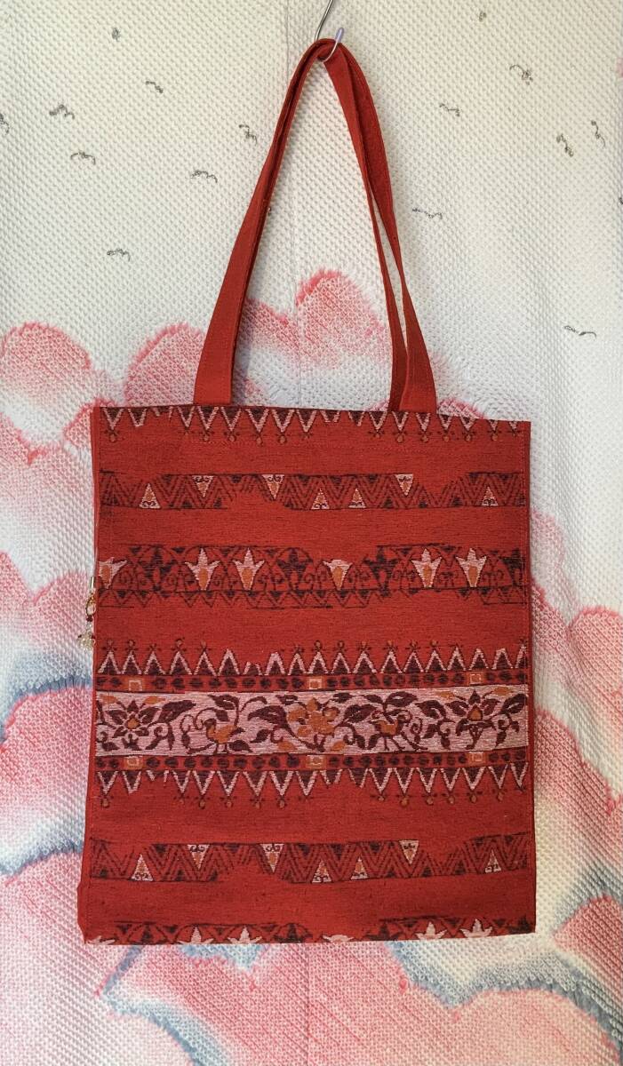 新品　未使用帯からバッグ　ハンドメイド　手作り　正絹　表裏絹100％　トートバッグ