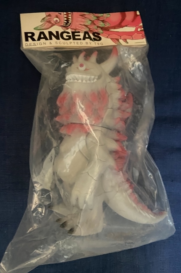 ペオネ 期間限定販売 FEWMANY PANAPANA PEONE ソフビ 創作 ペオネ 期間限定販売 FEWMANY PANAPANA PEONE ソフビ 創作