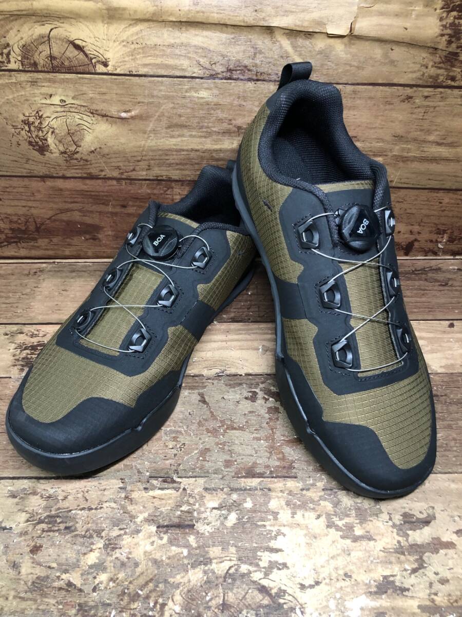 II690 ジロ GIRO TRACKER シューズ EU43 未使用