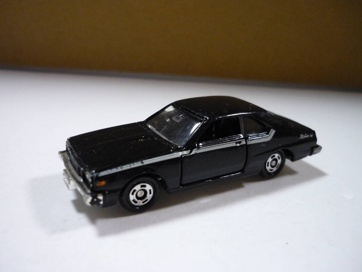 [管00]【送料無料】ミニカー 1/65 日産 スカイライン 2000 ターボ GT-E-S(ブラック) 「トミカ No.20」 ミニチュア タカラトミー