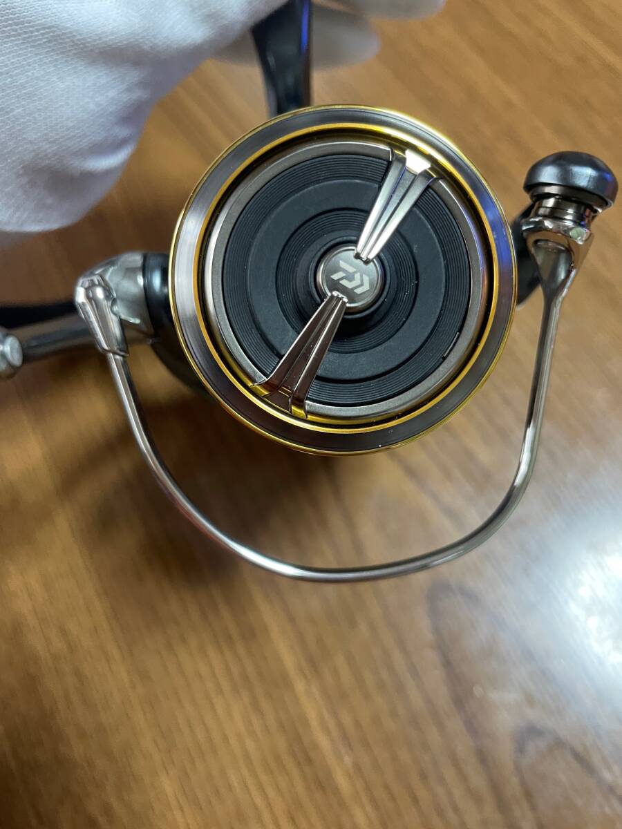 管理IDr18 極美品 ダイワ 23 エアリティ LT2500S-DH スピニング 管理IDr18 極美品 ダイワ 23 エアリティ LT2500S-DH スピニング