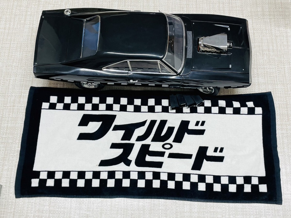 中古品　デアゴスティーニ　 完成品　ワイルドスピード　ドアなどの開閉可能　ダッジ・チャージャー　1/8