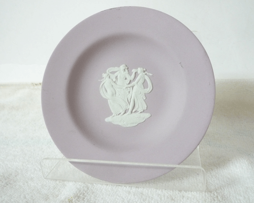 ウェッジウッド　WEDG WOOD　ジャスパー 陶器　ライトピンク系　ホワイト　小物入れ　小皿
