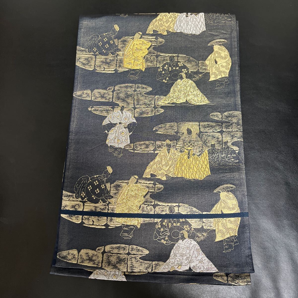袋帯☆時代人物画 歌舞伎 姫様 ラメ入り紺地 アンティーク レトロ 大正ロマン 古典柄 高級 逸品 高品質 金糸