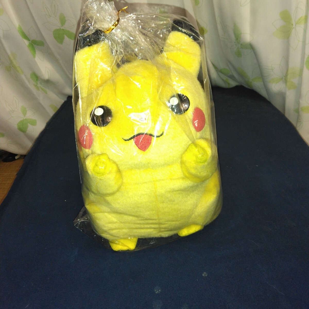ポケットモンスター、ぬいぐるみ、トミー製、お喋りピカチュウ2、音声ユニットあり。