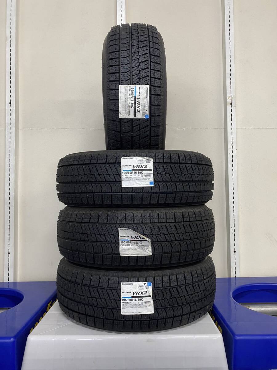 No35 新品タイヤ BRIDGESTONE VRX2 195/60R16 2022年製 No35 新品タイヤ BRIDGESTONE VRX2 195/60R16 2022年製