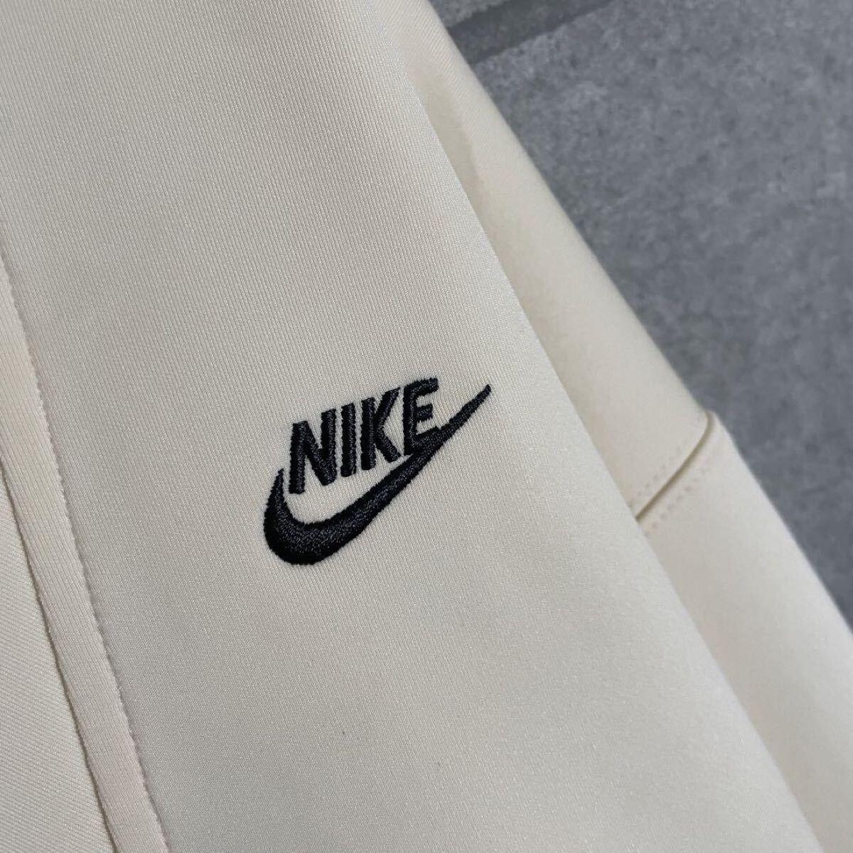 NIKE トレーナー ゴツナイキ 刺繍 バックプリント ハーフジップ NIKE トレーナー ゴツナイキ 刺繍 バックプリント ハーフジップ