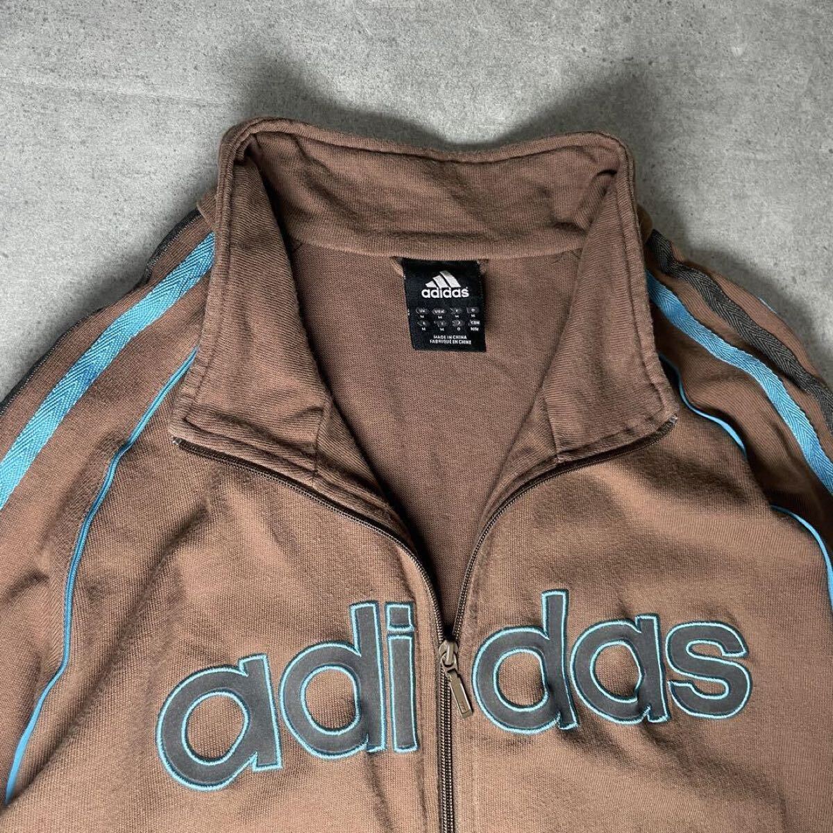 old adidas トラックジャケット 希少配色 センターロゴ 刺繍 90s old adidas トラックジャケット 希少配色 センターロゴ 刺繍 90s