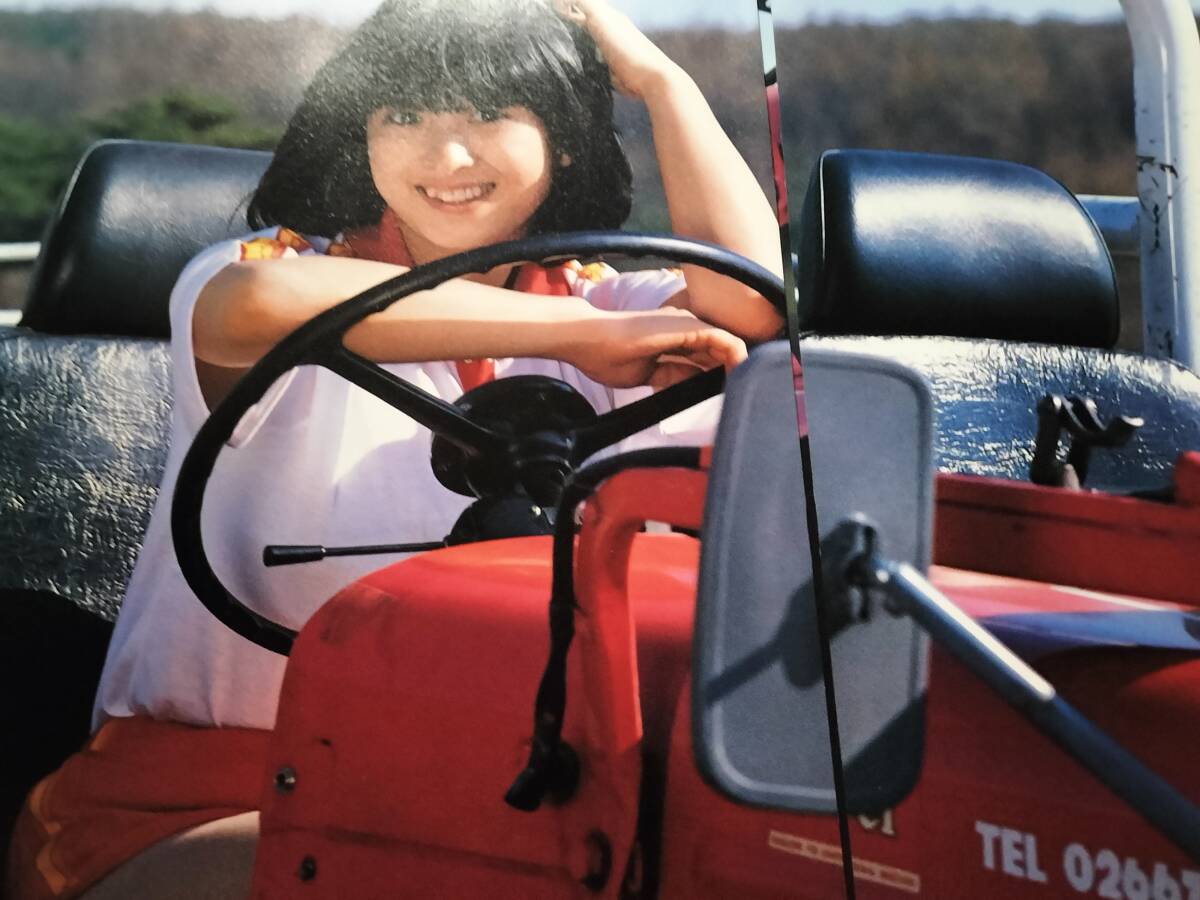 _^河合奈保子さん◯超セクシーグラビア◯当時物切り抜き14p _^河合奈保子さん◯超セクシーグラビア◯当時物切り抜き14p