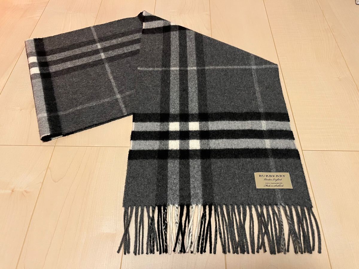 【美品】バーバリー カシミア100% マフラー 男女共用 グレー BURBERRY バーバリー マフラー カシミア100% 未使用に近い