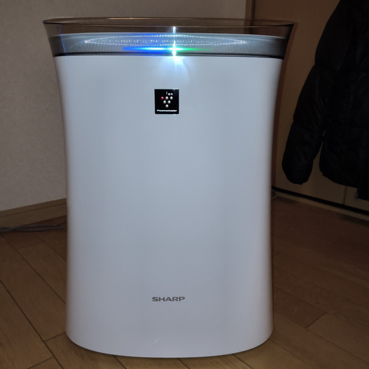 シャープ 空気清浄機 FU-S50 ホワイト 美品 別売りプレ シャープ 空気清浄機 FU-S50 ホワイト 美品 別売りプレ
