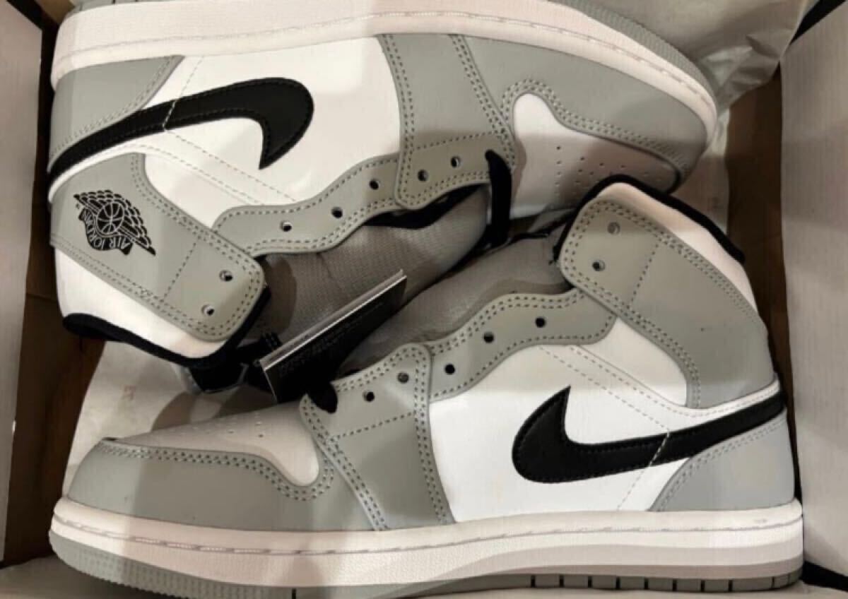即決28 5cm NIKE AIR JORDAN1 Mid Light Smoke Grey/White/Black 即決28 5cm NIKE AIR JORDAN1 Mid Light Smoke Grey/White/Black