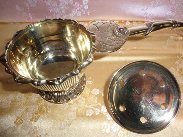 ◇25◇ 国産品 柄香炉 京都製仏具★真鍮磨き 蓋に蝶番無し 新品未使用【信頼のヤフオク！実績２５年】☆