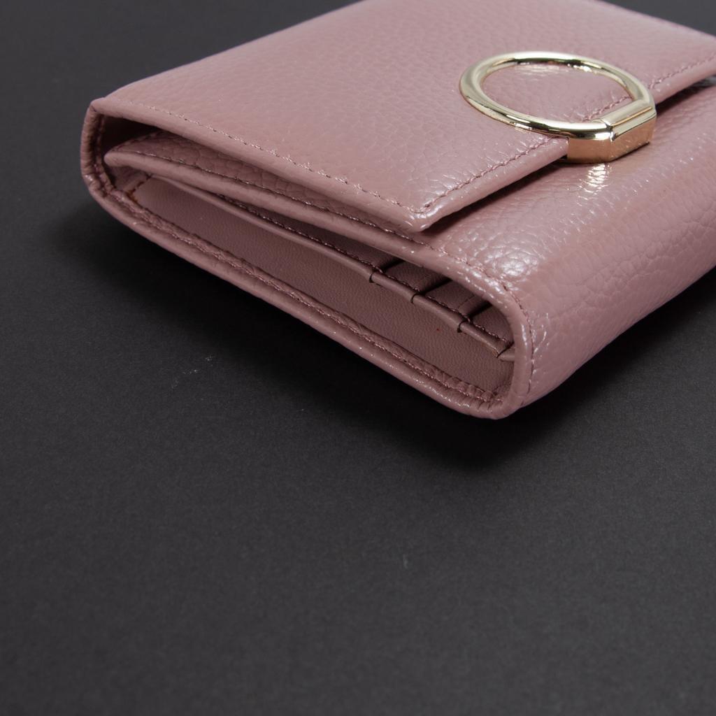 本革財布　三つ折り財布　ピンク 本革　マグネット開閉　新品　未使用品