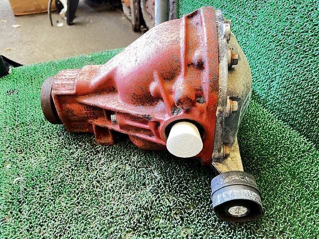 ★ ボルボ 960 エステート 9B 97年 9B6304W リアディファレンシャルギア/リアデフ (在庫No:A39411) (7031)_画像2