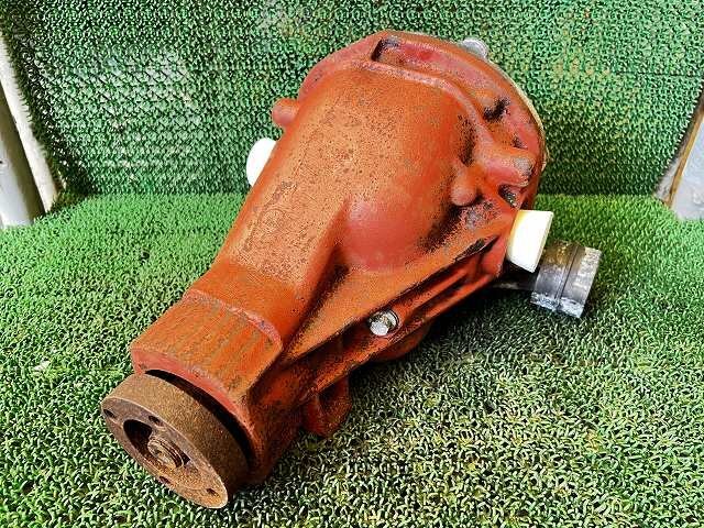 ★ ボルボ 960 エステート 9B 97年 9B6304W リアディファレンシャルギア/リアデフ (在庫No:A39411) (7031)_画像1