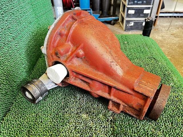 ★ ボルボ 960 エステート 9B 97年 9B6304W リアディファレンシャルギア/リアデフ (在庫No:A39411) (7031)_画像3