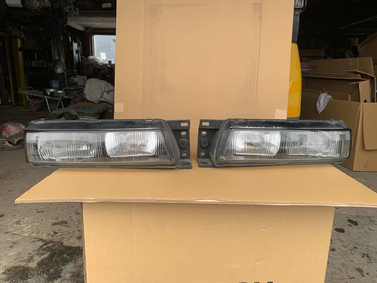 日産 S13 シルビア ヘッドライト 左右セット 角目 取付割れ無し 日産 S13 シルビア ヘッドライト 左右セット 角目 取付割れ無し