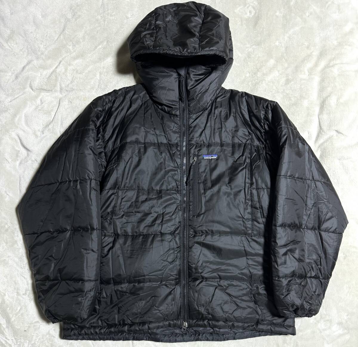 25600円 極美品 2002年 patagonia ダスパーカ XLサイズ 黒 25600円 極美品 2002年 patagonia ダスパーカ XLサイズ 黒