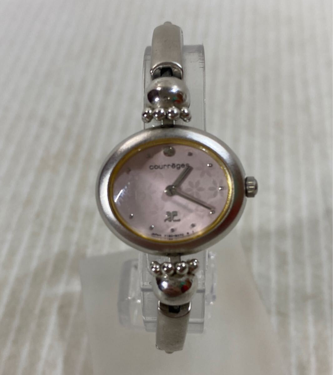Courreges クレージュ 腕時計 クォーツ 4N01-022A ゴールド
