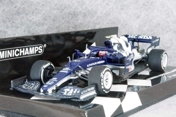 ● 1/43 アルファタウリ 〓 ホンダ AT02 / ピエール・ガスリー アゼルバイジャン GP 〓 ALPHATAURI HONDA MINICHAMP