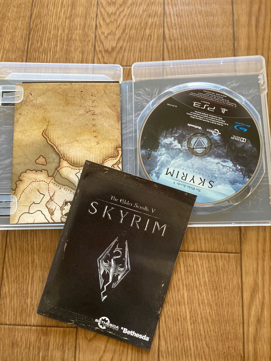 PS3 The Elder Scrolls V： Skyrim Legendary Edition（ザ エルダースクロールズ V： スカイリム レジェンダリー エディション）_画像2
