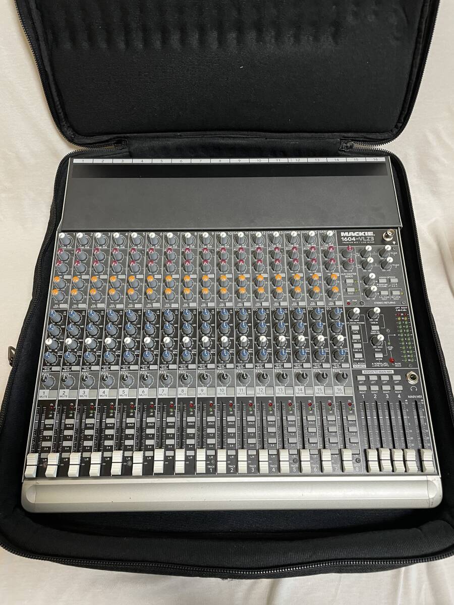 マッキー　1604-vlz3 16チャンネルミキサー　MACKIE PA Mackie 1604 VLZ3 16 Channel Mixer (1/4 outs) | Zeo Brothers