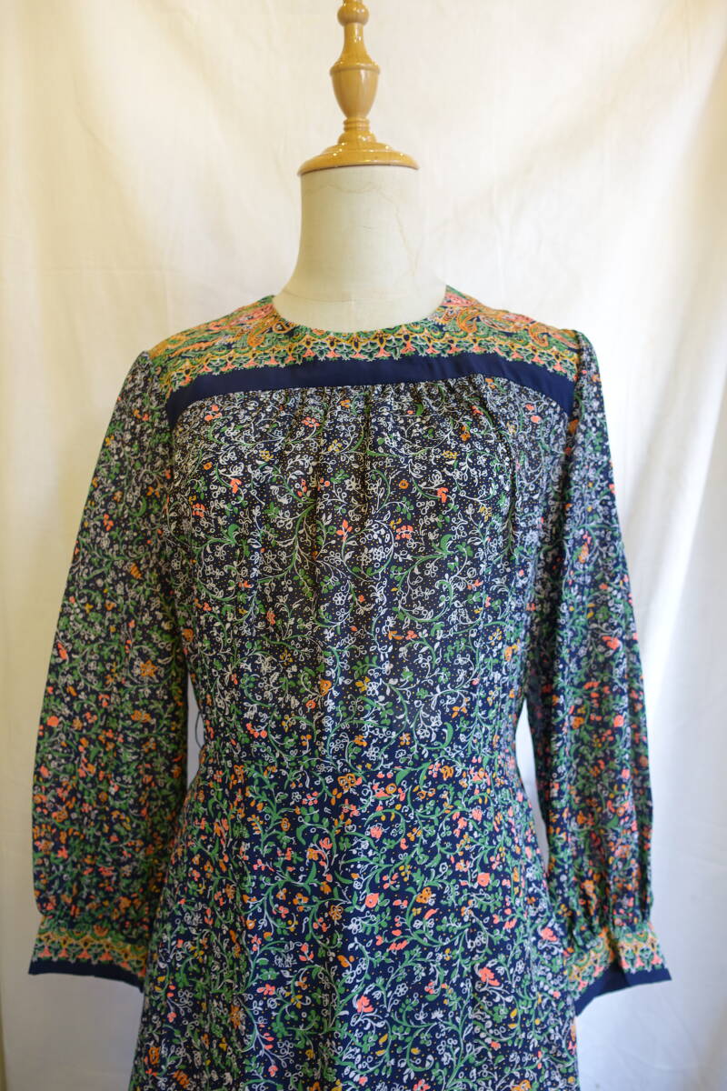 ○[60s70s80s vintage ヴィンテージ 花柄 ペイズリー ワンピース241215]USED古着 昭和レトロ・モダン