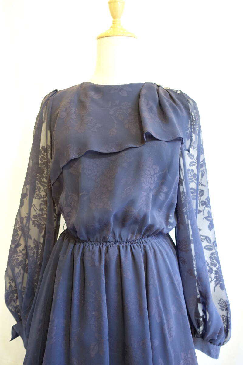 ○[60s70s80s vintage ヴィンテージ 花柄 紺ネイビー フレア シアー袖 ワンピース241215]USED古着 昭和レトロ・モダン・