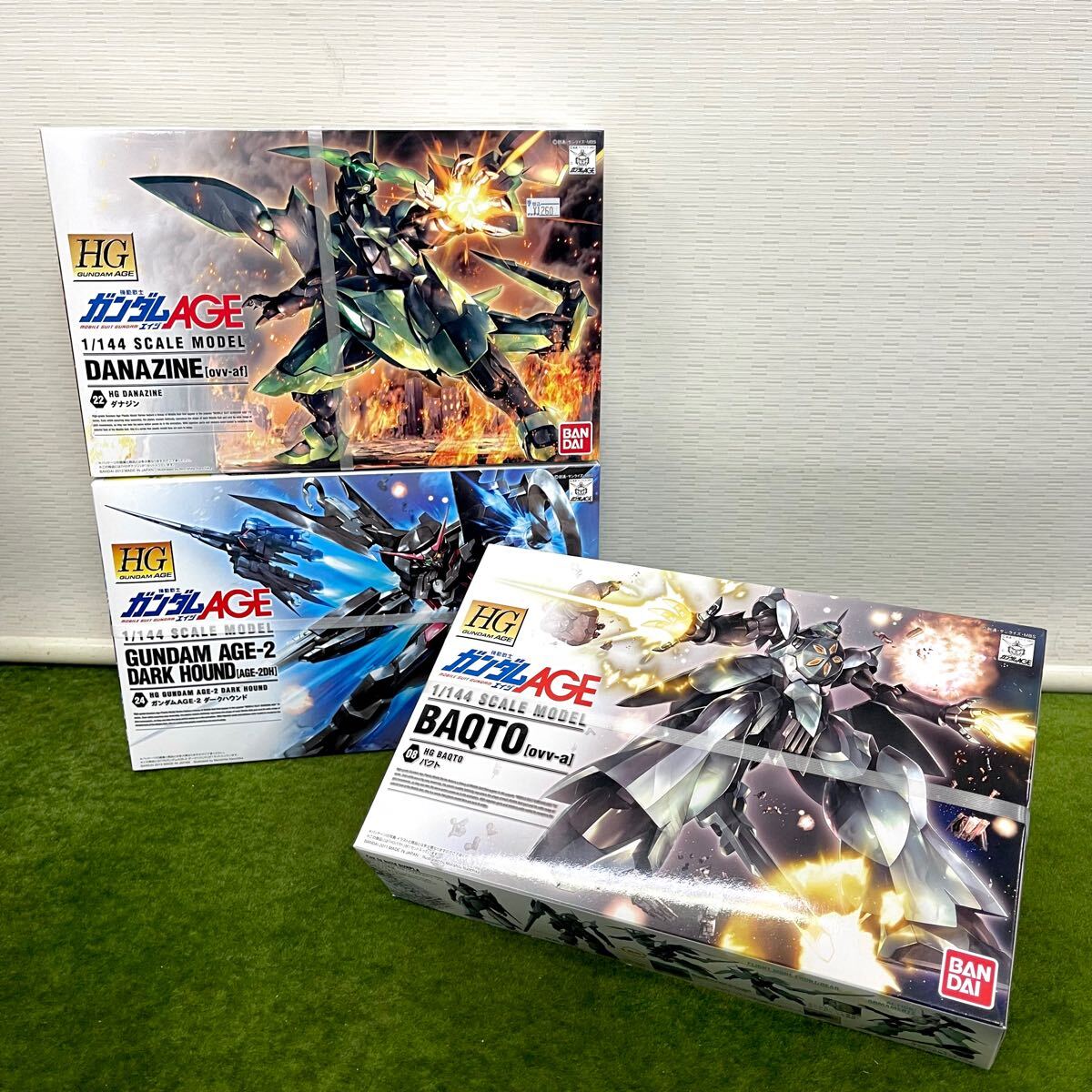 ★☆新品未使用品 BANDAI/バンダイ プラモデル HG 1/144 ガンダムAGE バクト/ダナジン/ガンダムAGE-2 ダークハウンド