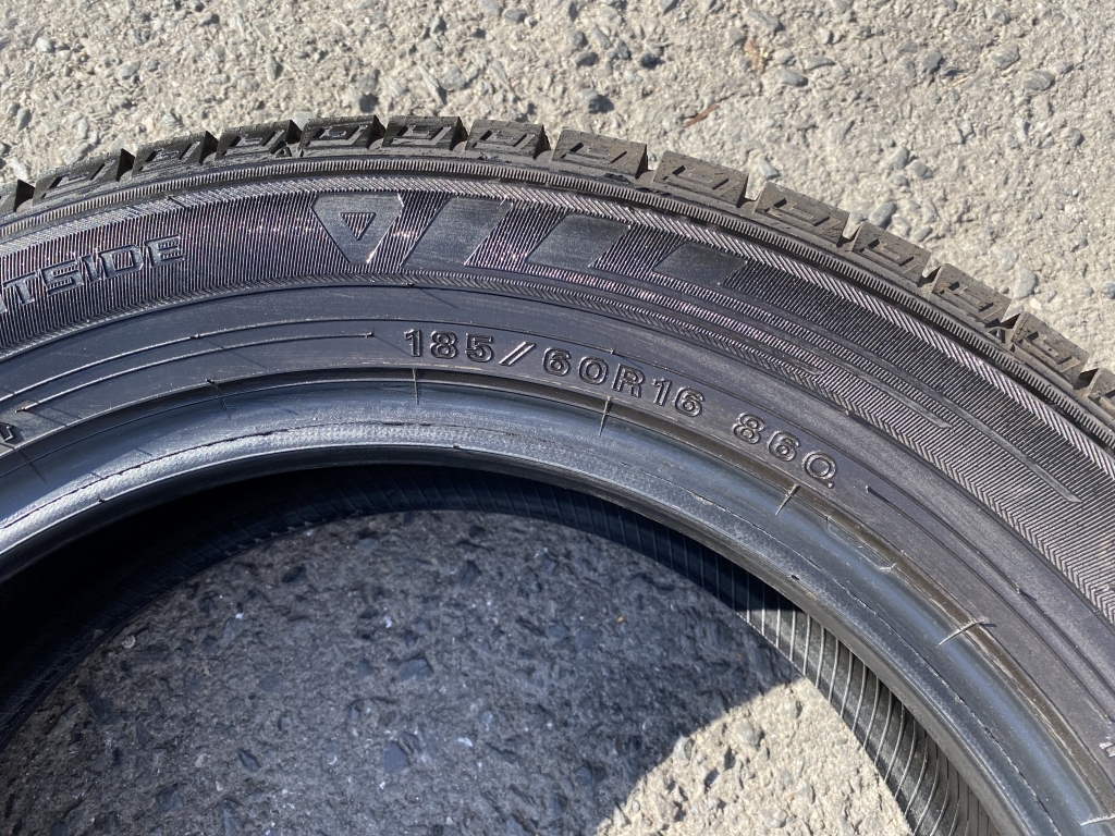  Dunlop wing Tarmac s03 185/60R16 2 шт 2022 год aqua Vitz Yaris 