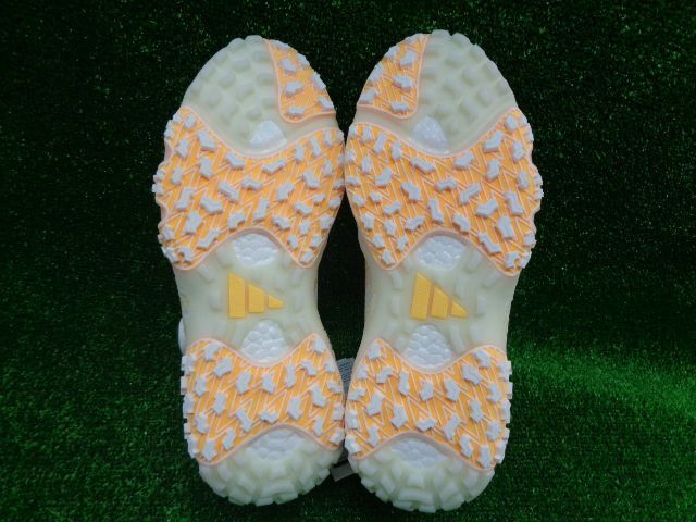 GK豊田▼ 546 【値下げ】【27.0ｃｍ】新品■アディダス■コードカオス 22ボア■IE8309■スパイクレスシューズ■ホワイト×スパーク
