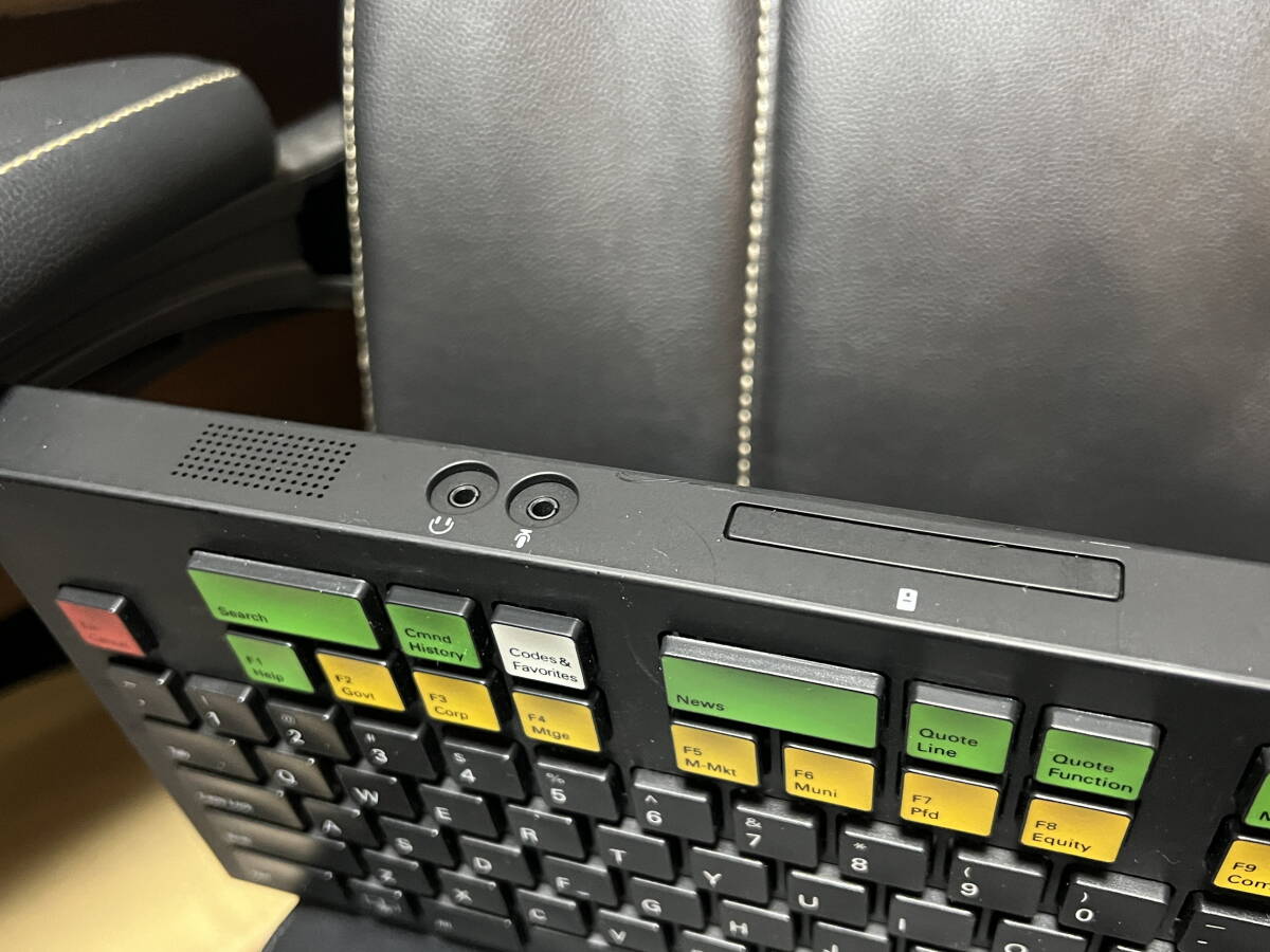 BLOOMBERG (ブルームバーグ) STBキーボード マイク・スピーカー