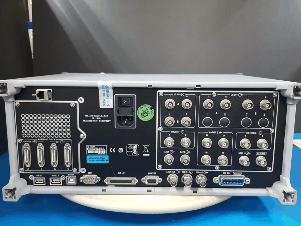 [NBC] R&S AMU200A: ベクトルシグナルジェネレータBaseband Signal Generator and Fading Simulator (0429)