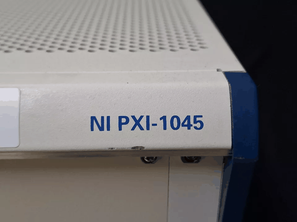 [NBC]「現(xiàn)狀販売」NI PXI-1045 (P/N: 189105D-01) Chassis (中古 0603)