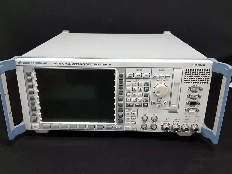 [NBC] R&S CMU200: 無線機テスタUniversal Radio Communications Tester (105221)