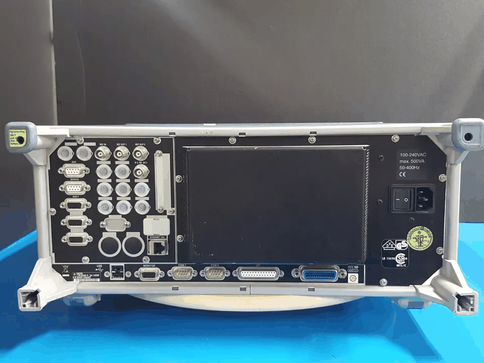 [NBC] R&S CMU200: 無線機テスタUniversal Radio Communications Tester (100585)