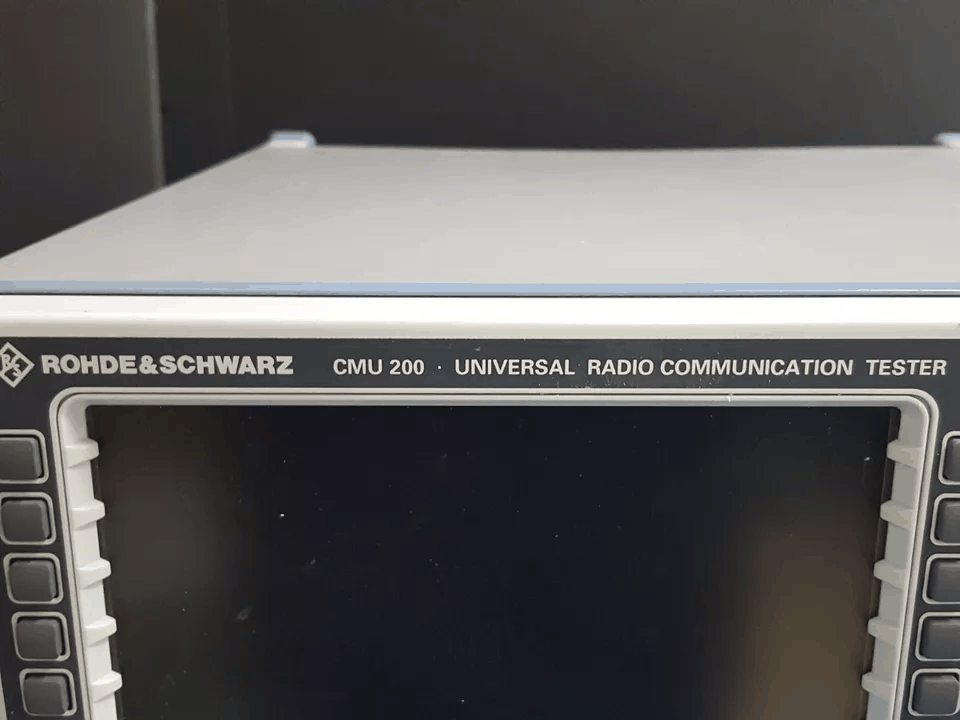 [NBC] R&S CMU200: 無線機テスタUniversal Radio Communications Tester (100585)