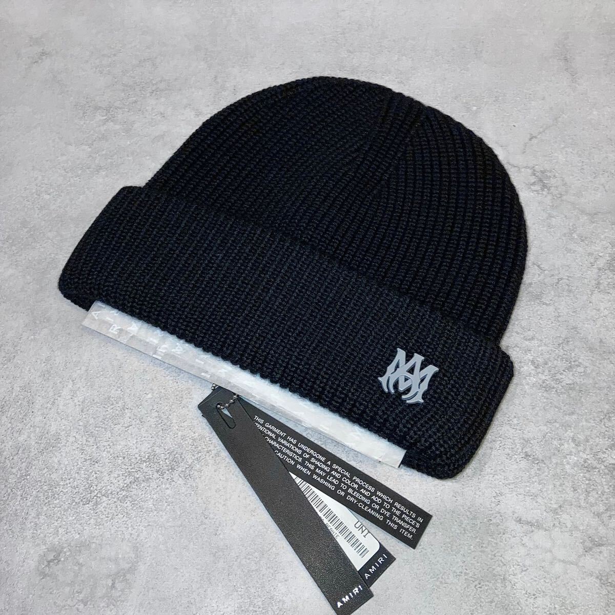新品正規品 定価8万円 AMIRI MA BEANIE / BLK アミリ MAロゴ 新品正規品 定価8万円 AMIRI MA BEANIE / BLK アミリ MAロゴ